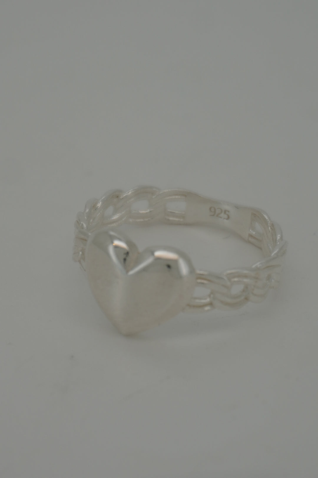 925 STERLING SILVER HEART CHINO RING