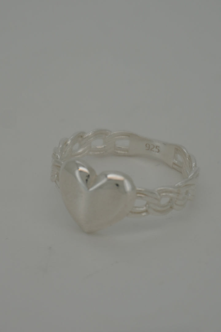 925 STERLING SILVER HEART CHINO RING