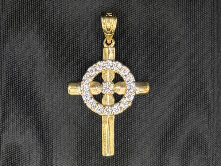 10K GOLD CZ CELTIC CROSS PENDANT