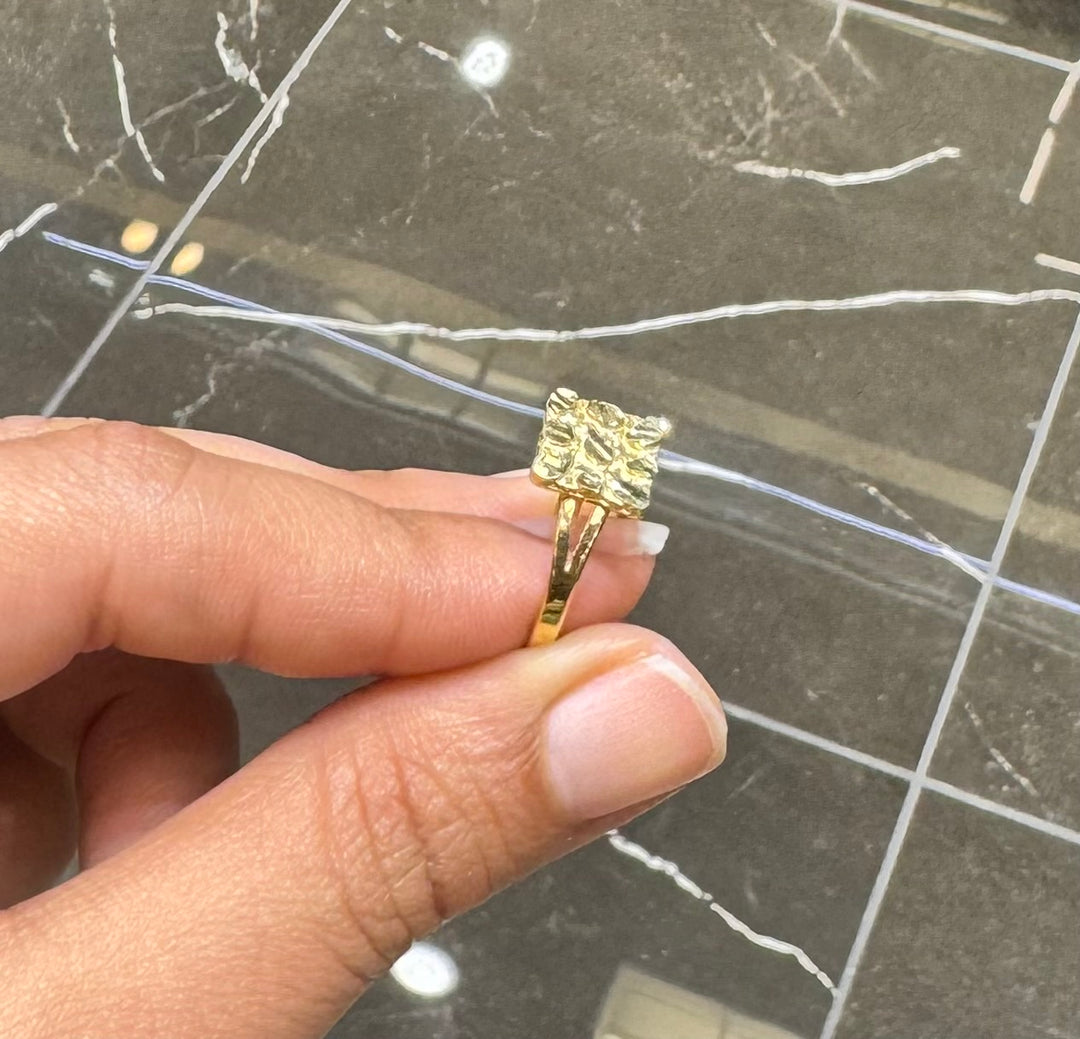 10K SQUARE NUGGET RING