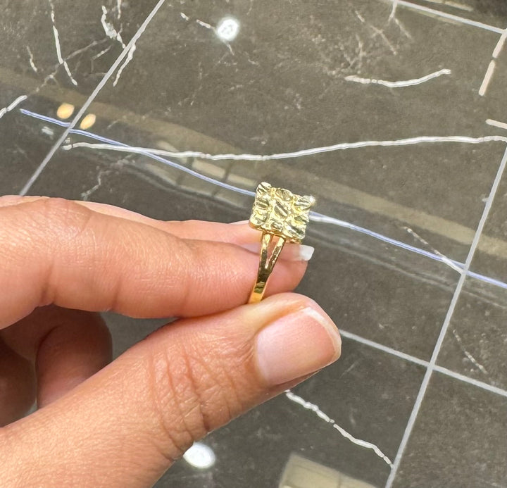 10K SQUARE NUGGET RING
