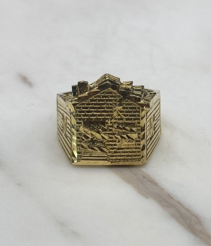 10K GOLD TRAP HOUSE RING