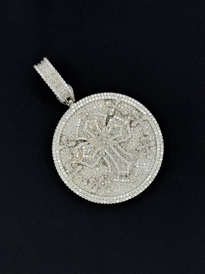 925 SILVER MOISSANITE ICED-OUT INFINITE CROSS PENDANT