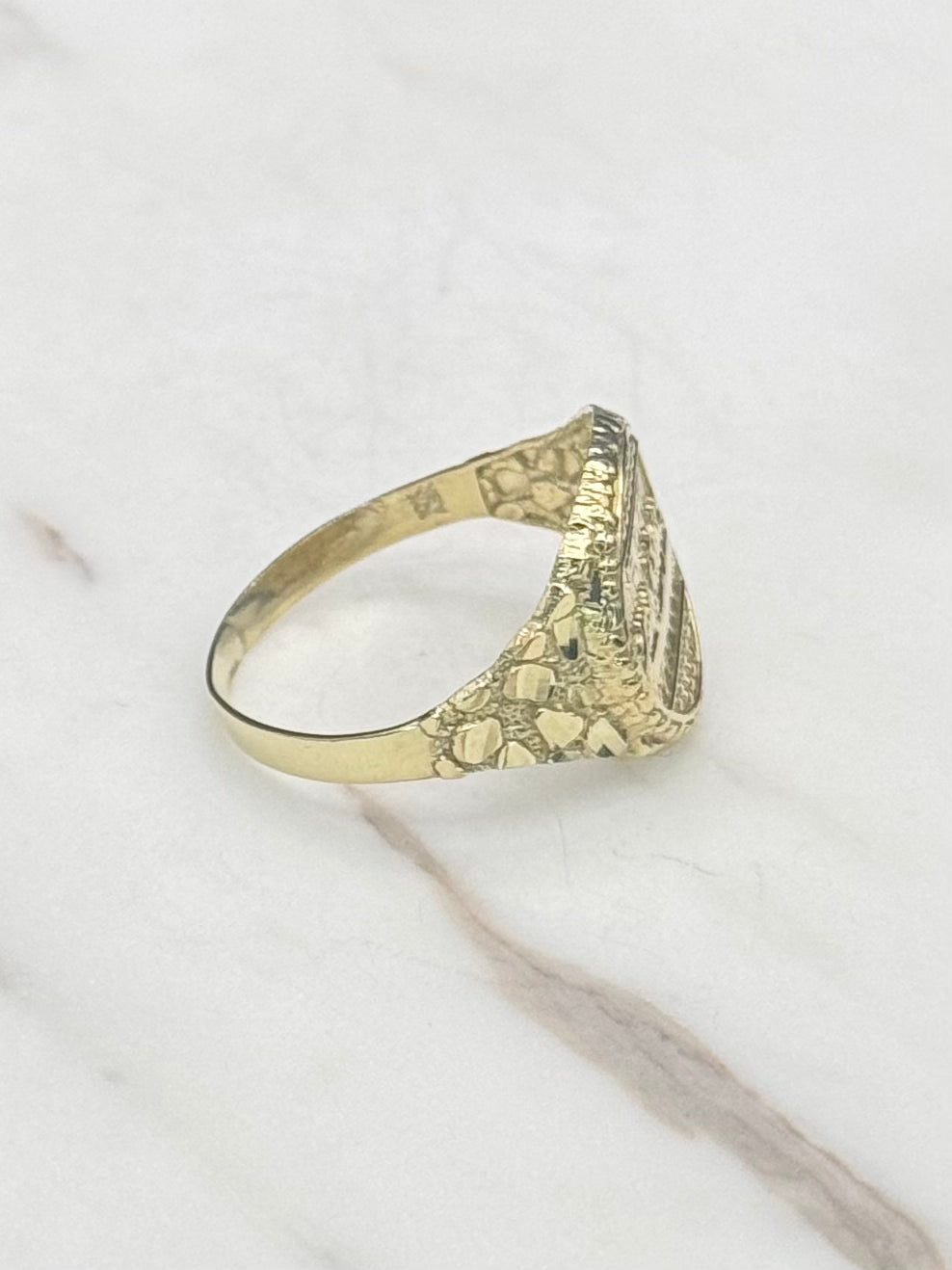 10K GOLD NUGGET CUT LAST SUPPER RING