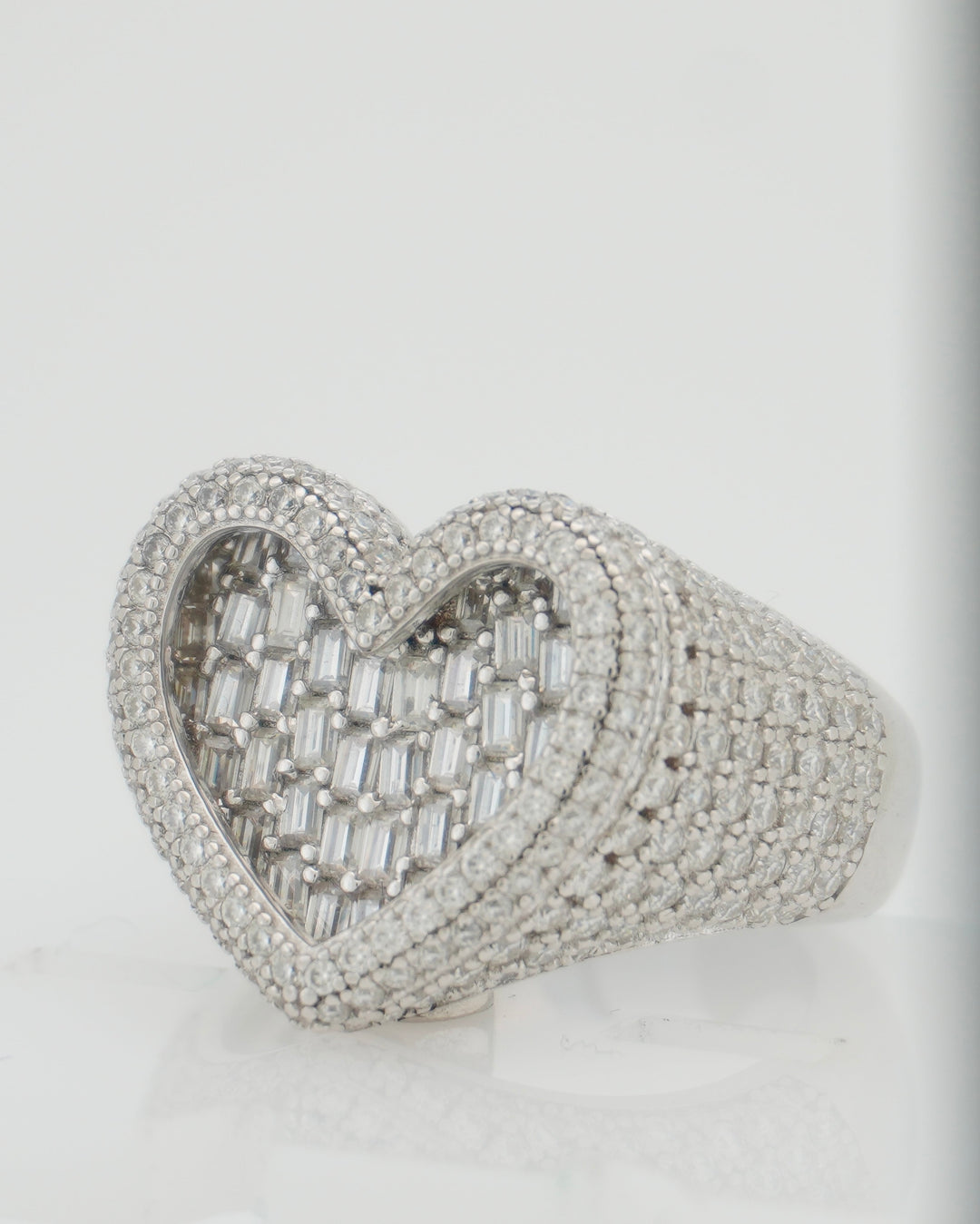 925 SILVER MOISSANITE 4.90ctw HEART RING
