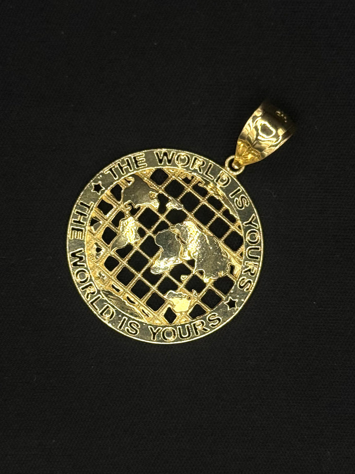 10K GOLD 3D  WORLD IS YOURS PENDANT
