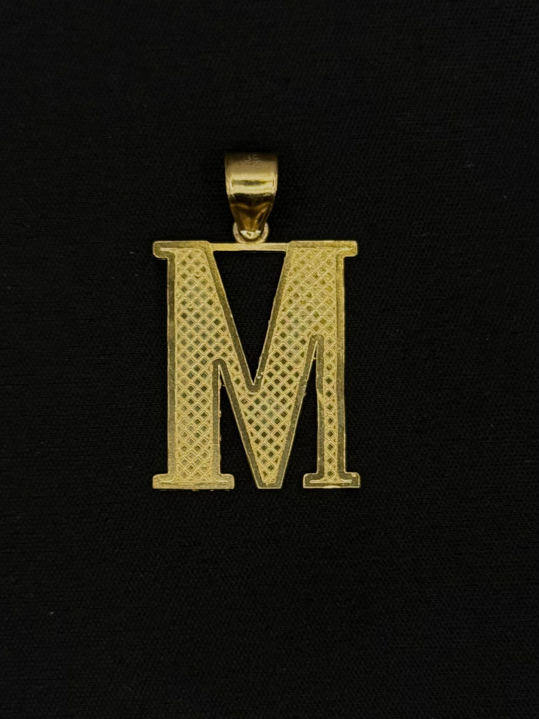 10K GOLD FANCY M INITIAL PENDANT