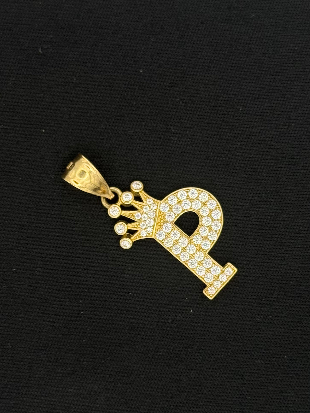 10K GOLD P INITIAL CZ CROWN PENDANT