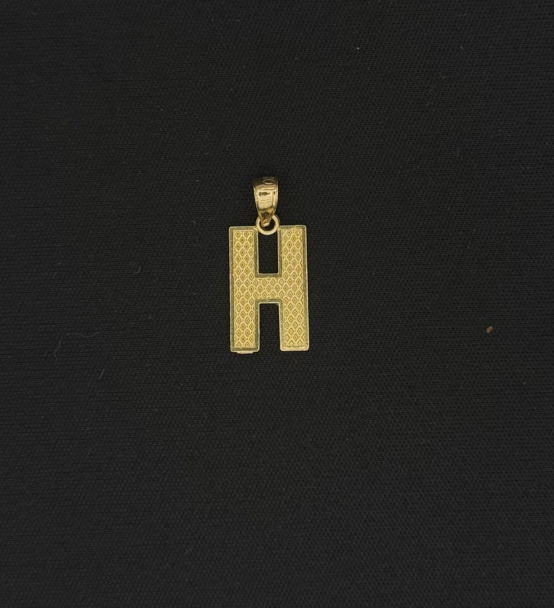 10K GOLD H INITIAL DIA CUT PENDANT