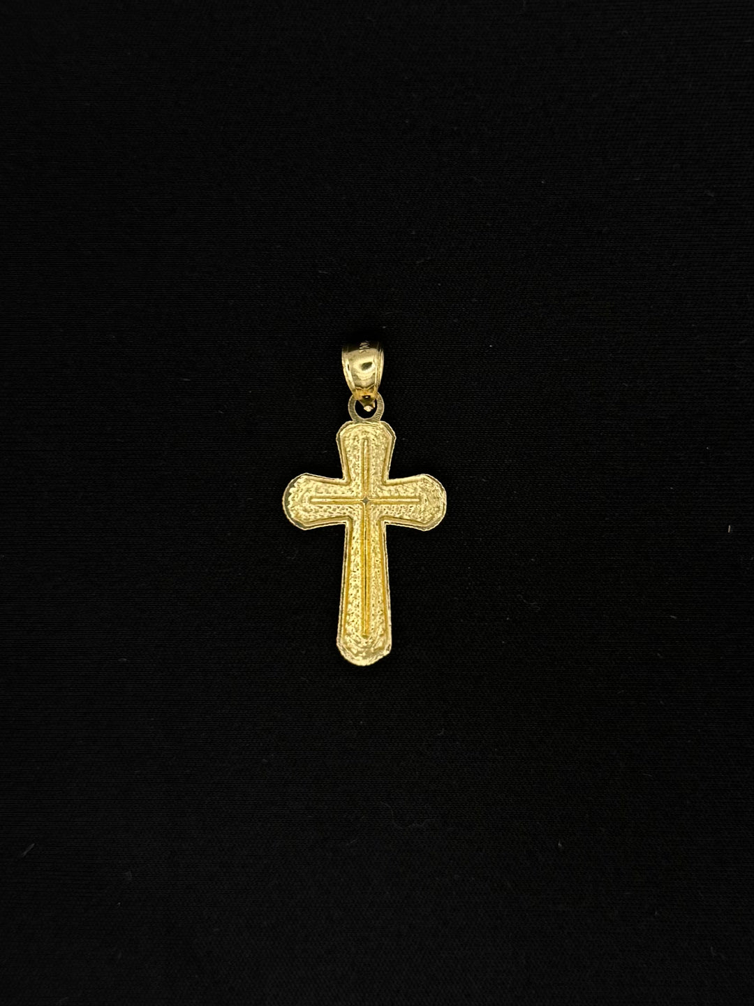 10K GOLD DIA CUT WITH NUGGET PRINT CROSS PENDANT