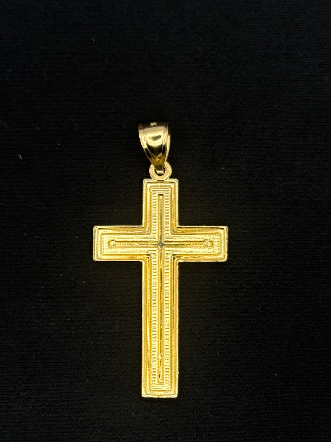 10K GOLD DIA CUT CROSS PENDANT