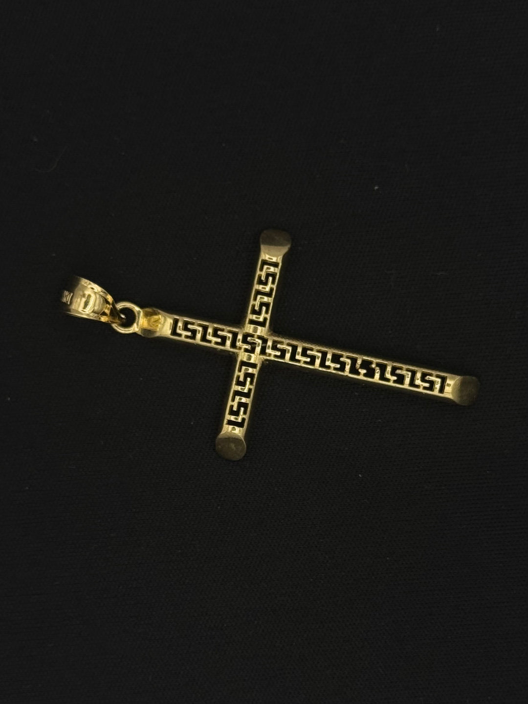 10K GOLD GREEK DESIGN CROSS PENDANT