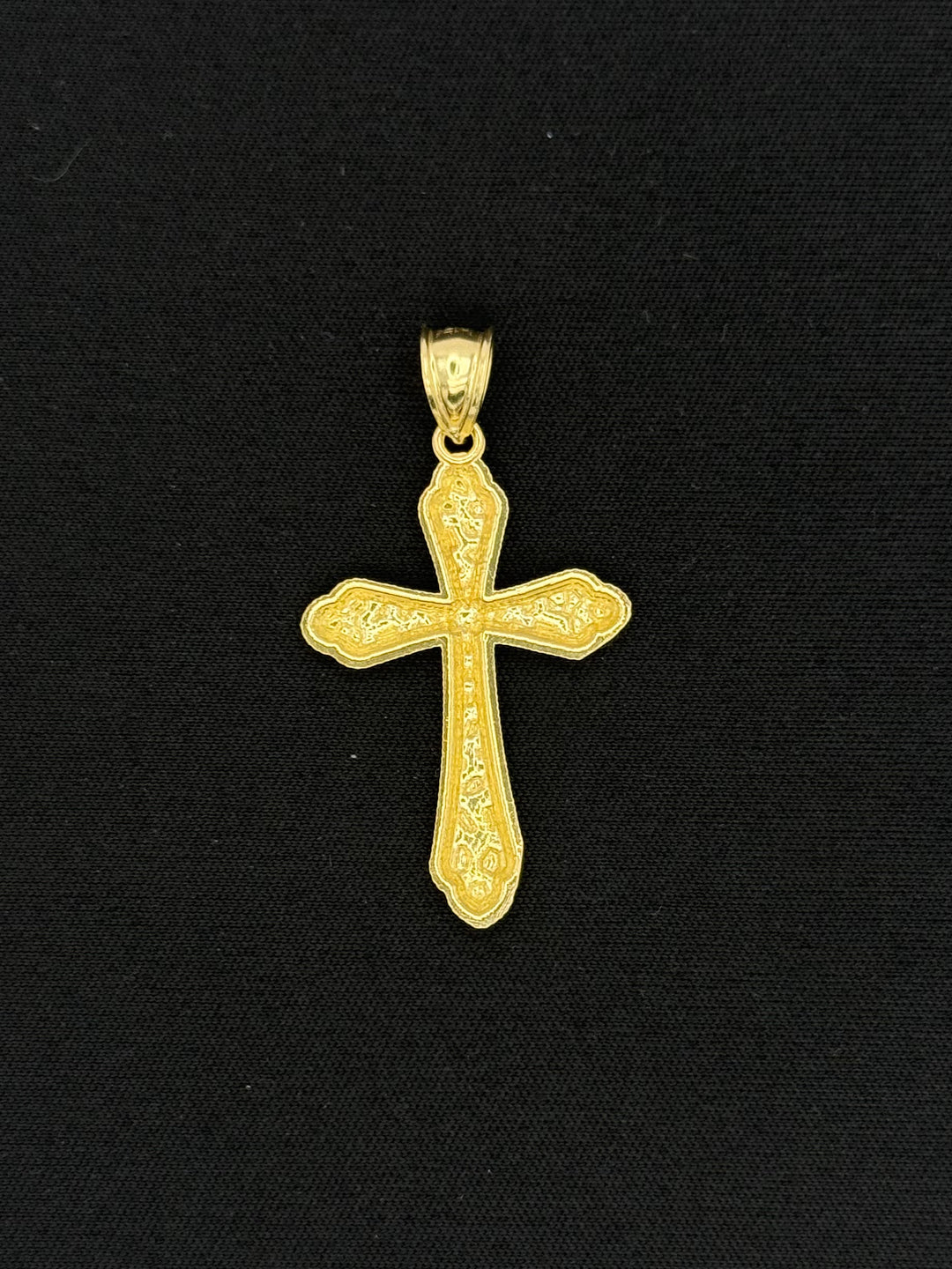 10K GOLD NUGGET CUT CROSS PENDANT