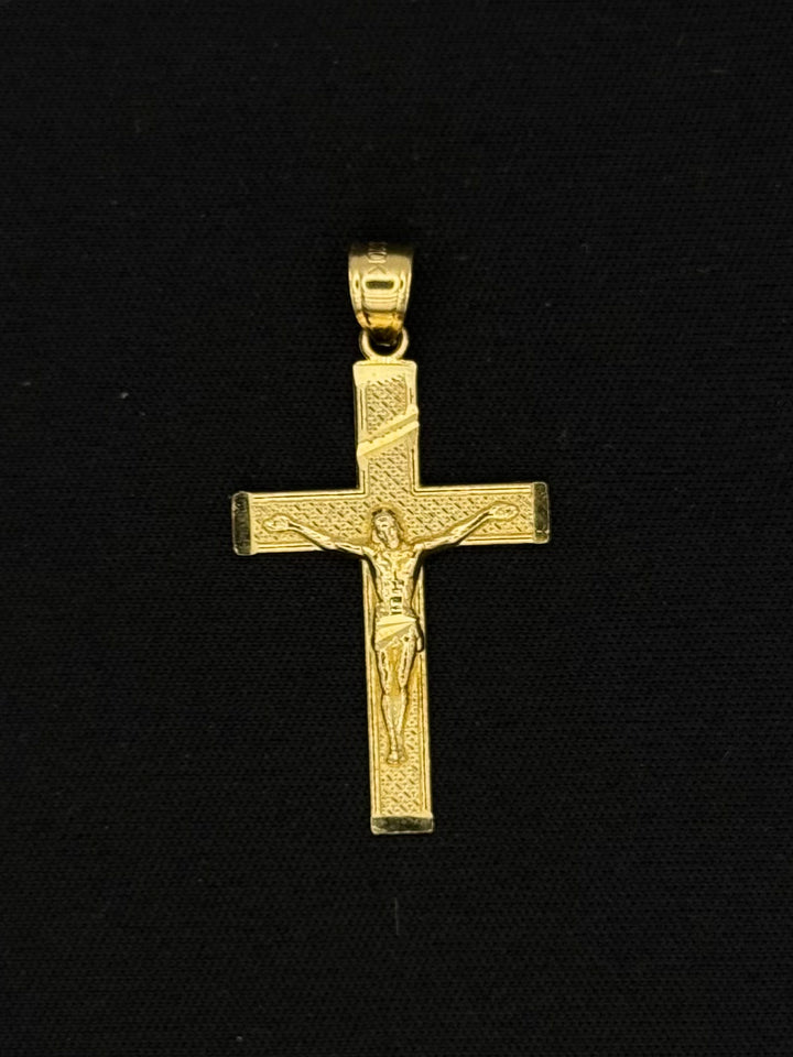 10K GOLD 3D CROSS PENDANT