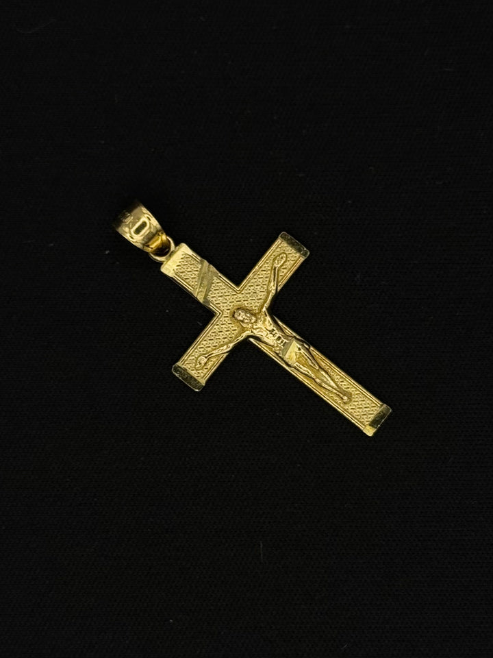 10K GOLD 3D CROSS PENDANT