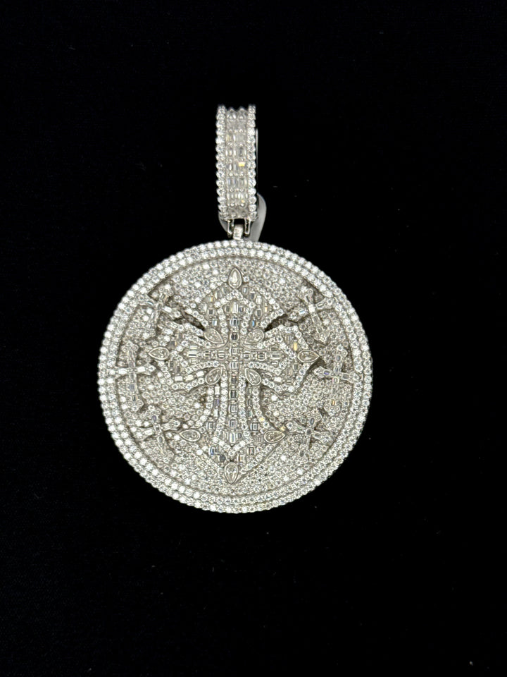 925 SILVER MOISSANITE ICED-OUT INFINITE CROSS PENDANT