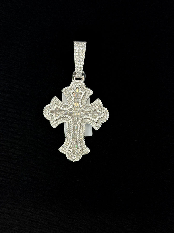 925 SILVER MOISSANITE BAGUETTE CROSS PENDANT