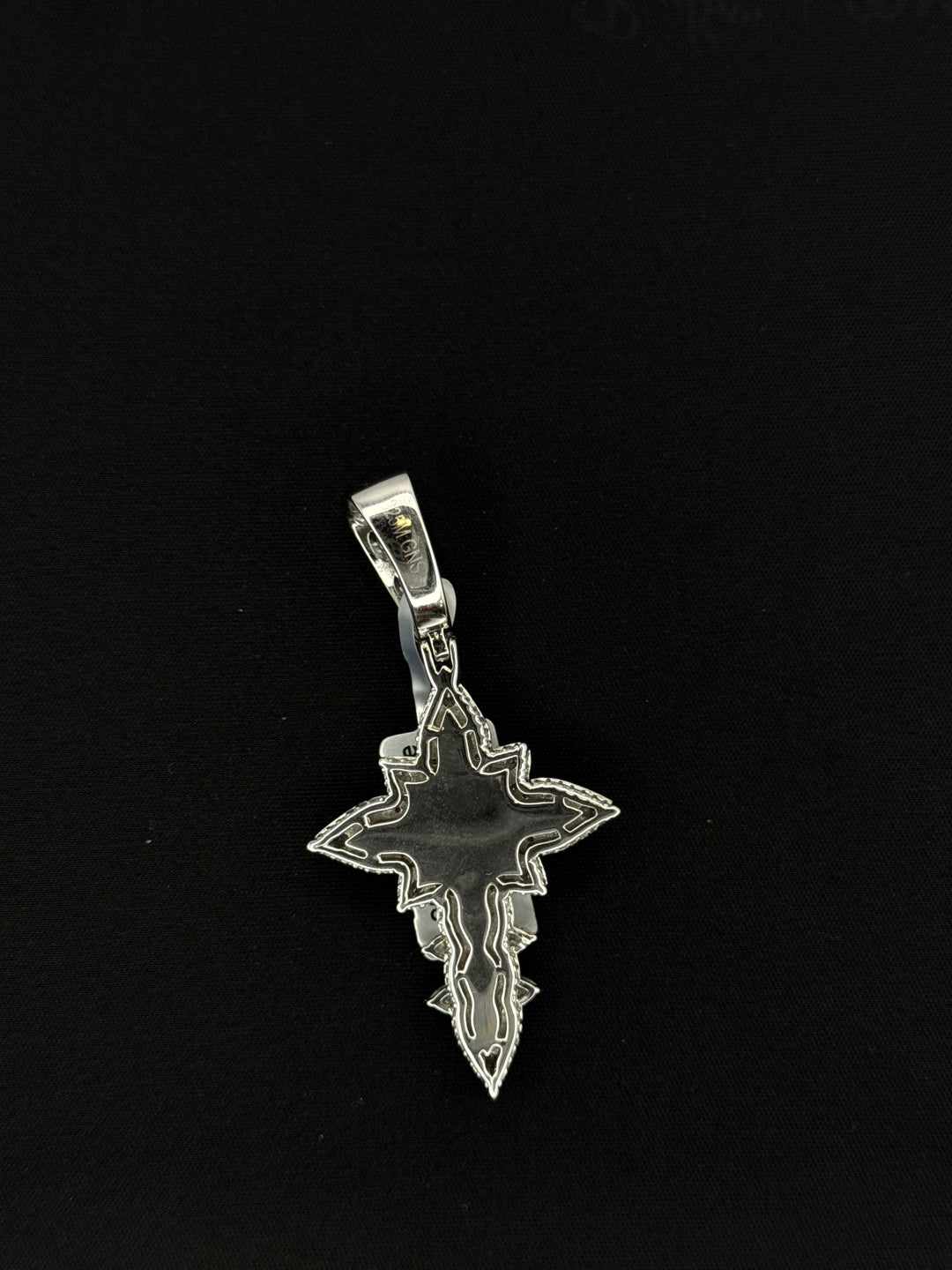 925 SILVER MOISSANITE ACCORTED STONES CROSS PENDANT