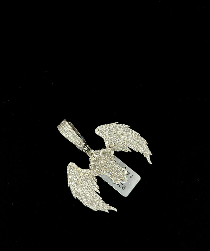 925 SILVER MOISSANITE BAGUETTE CROSS WITH WINGS PENDANT