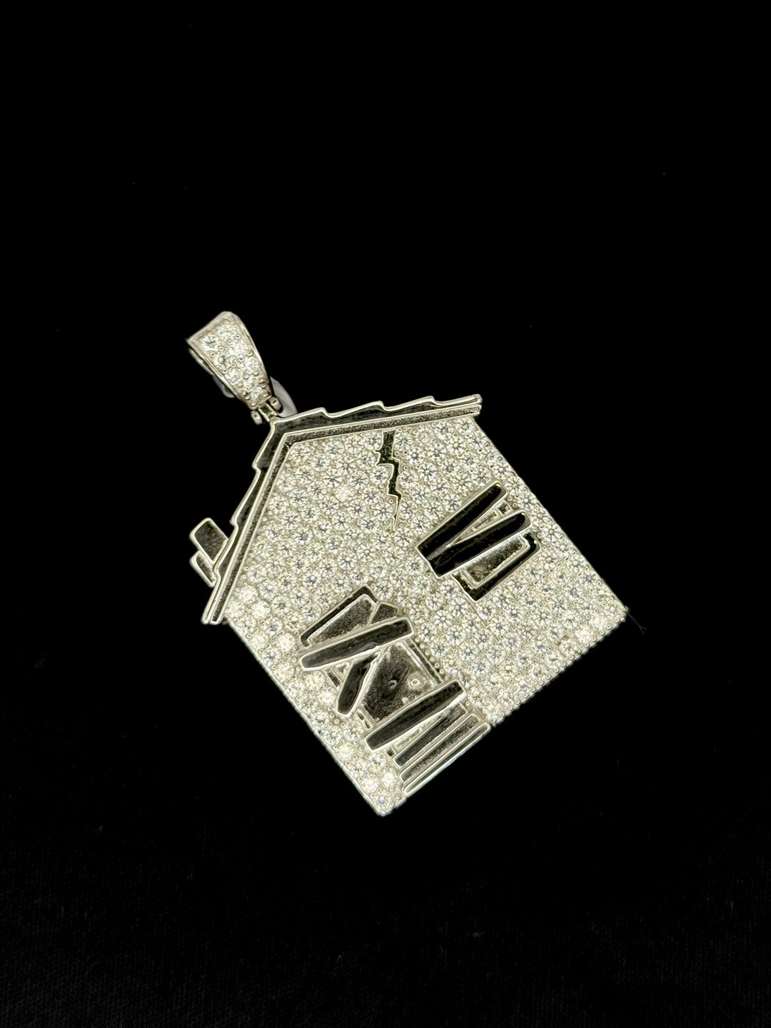 925 SILVER MOISSANITE TRAP HOUSE PENDANT