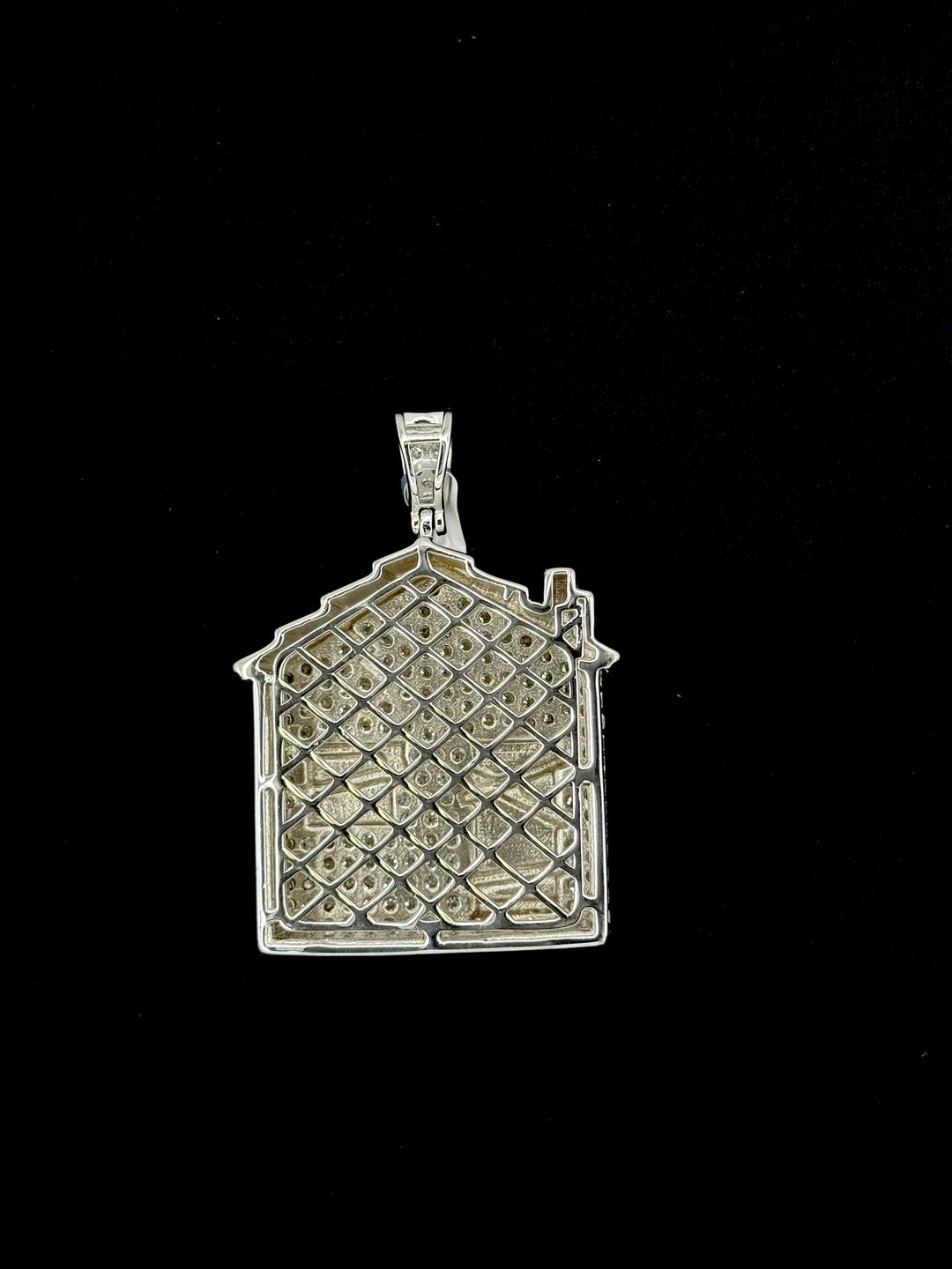 925 SILVER MOISSANITE TRAP HOUSE PENDANT