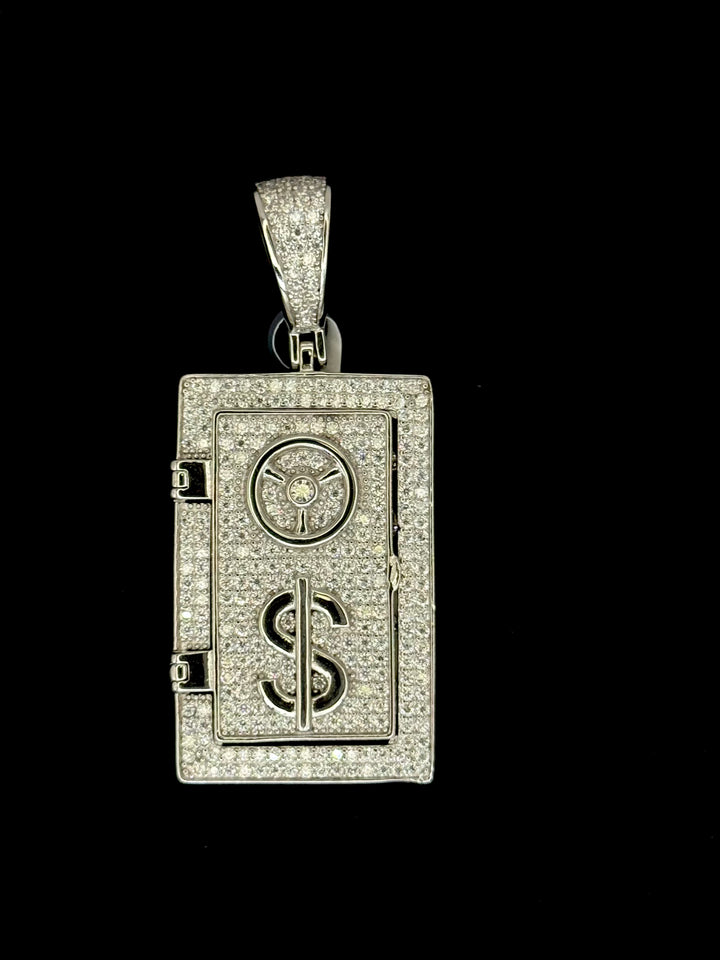 925 SILVER MOISSANITE MONEY VAULT PENDANT
