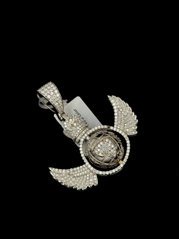 925 SILVER MOISSANITE WORLD MAP GLOBE CROWN PENDANT ANGEL WINGS PENDANT
