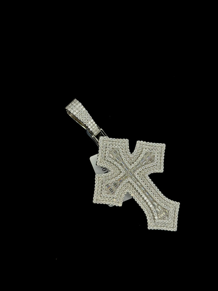 925 SILVER MOISSANITE CROSS PENDANT