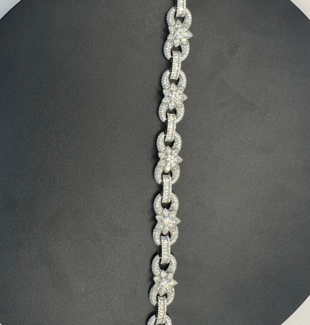 925 SILVER MOISSANITE INFINITY FLOWER NECKLACE