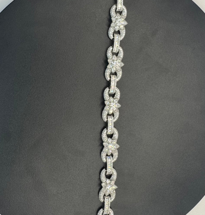925 SILVER MOISSANITE INFINITY FLOWER NECKLACE