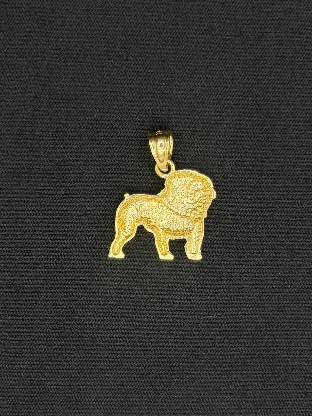 10K GOLD DIA CUT DOG PENDANT