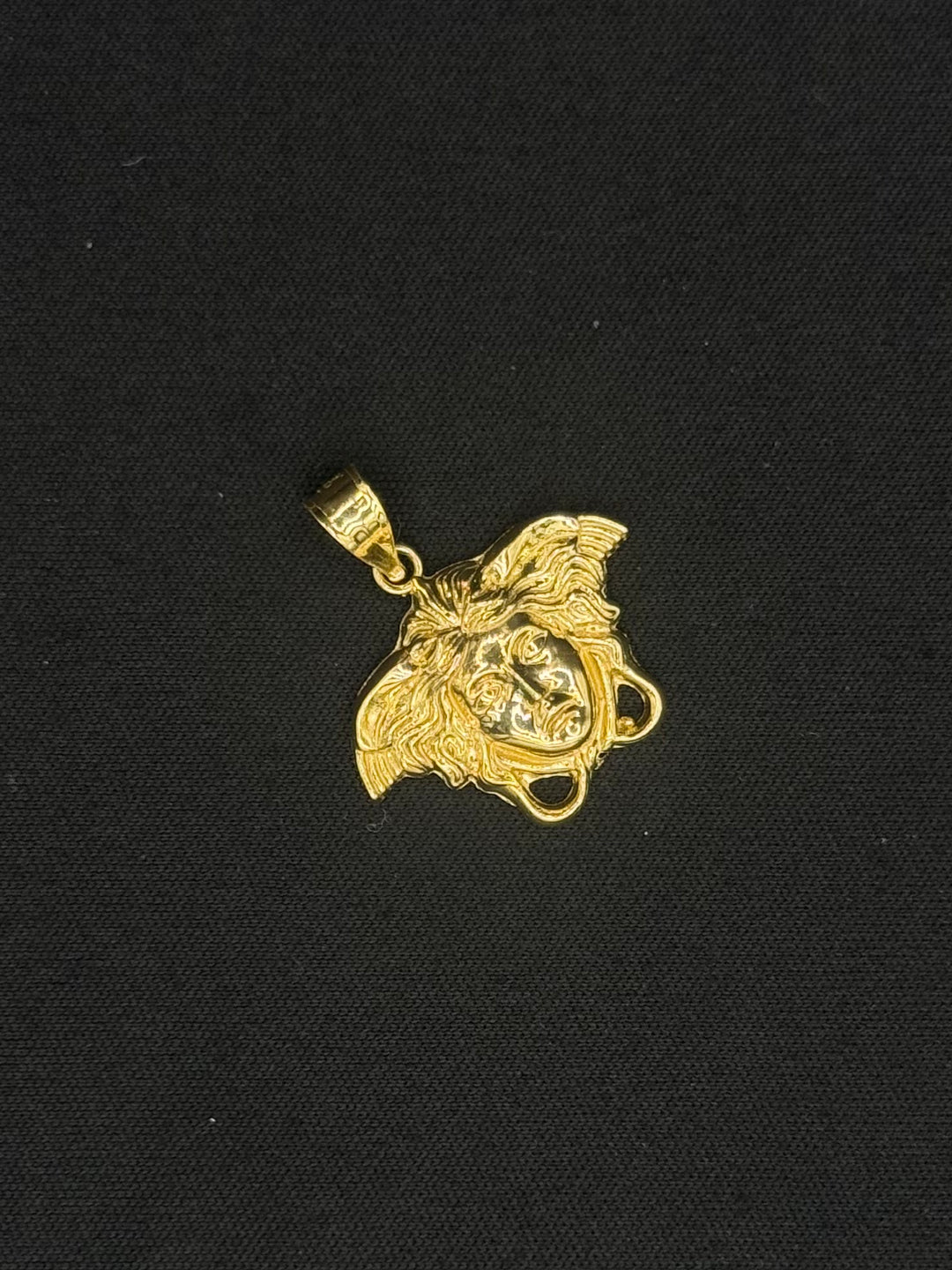 10K GOLD MEDUSA PENDANT