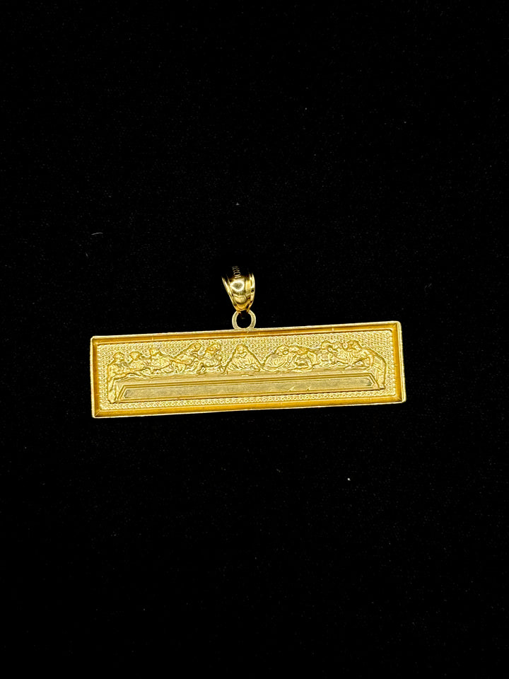 10K GOLD LAST SUPPER PENDANT