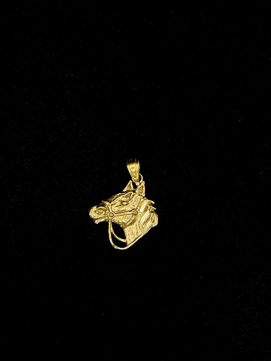 10K GOLD HORSE HEAD PENDANT
