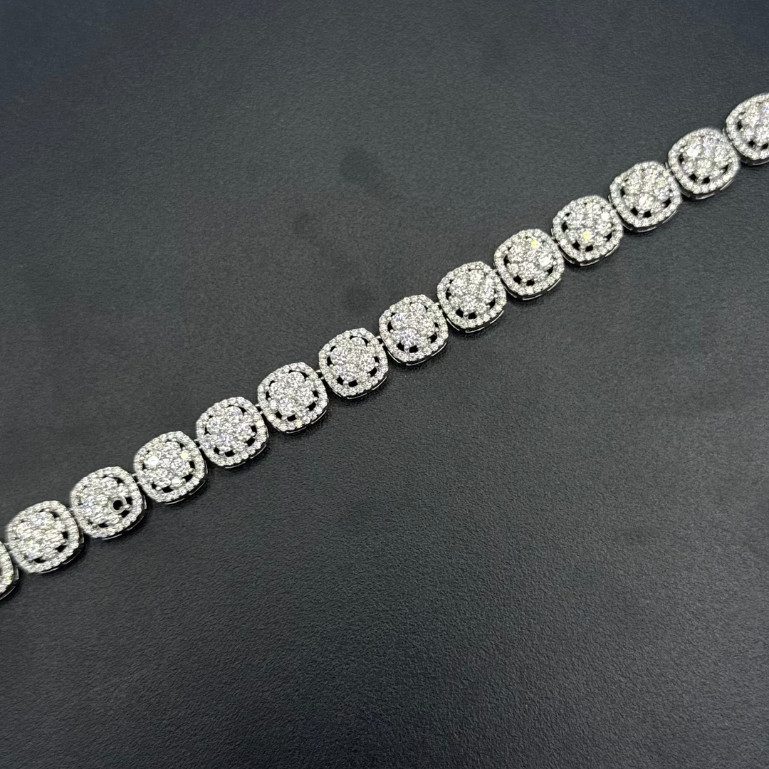 925 SILVER MOISSANITE CLUSTER NECKLACE