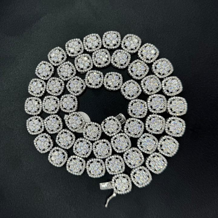 925 SILVER MOISSANITE CLUSTER NECKLACE