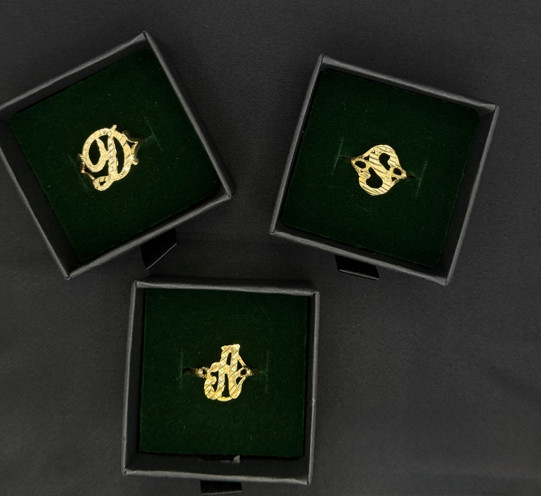 10K GOLD INITIAL RING