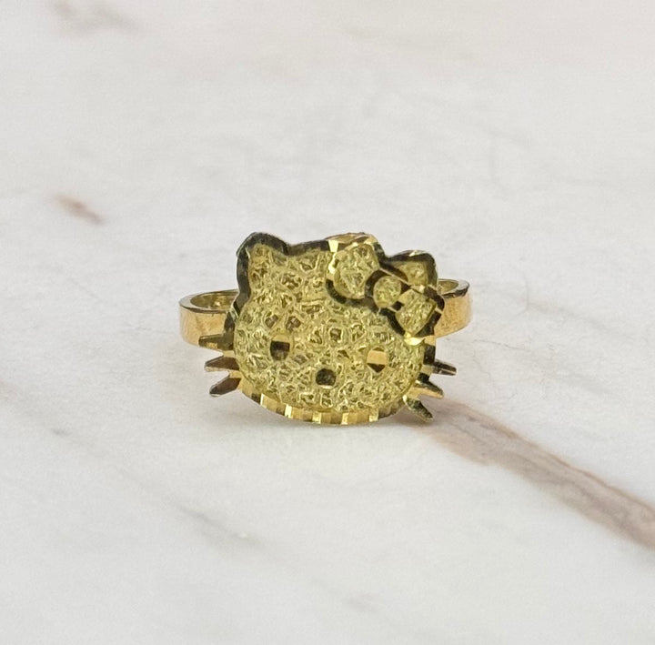 10K GOLD HELLO KITTY FACE RING WITH NUGGET PRINT