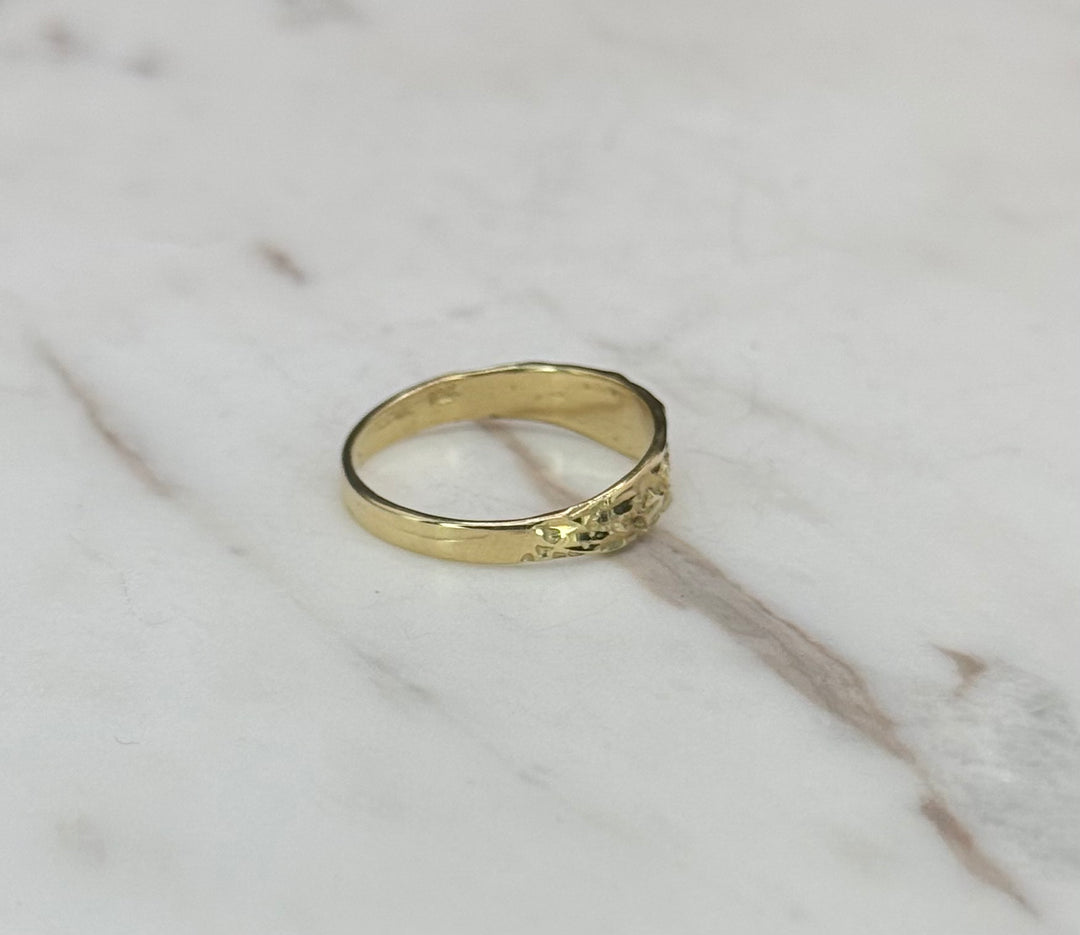 10K GOLD NUGGET BAND