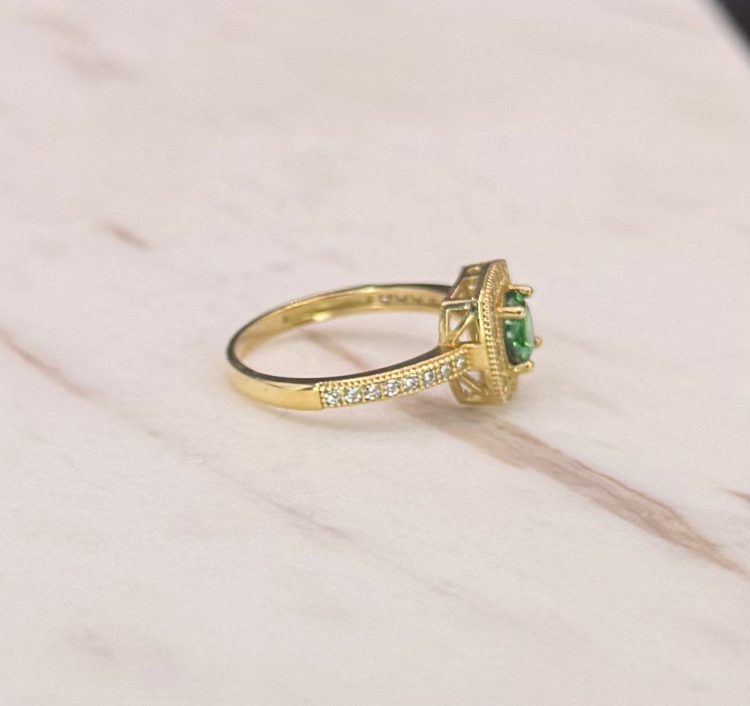 10K GOLD EMERALD CZ RING