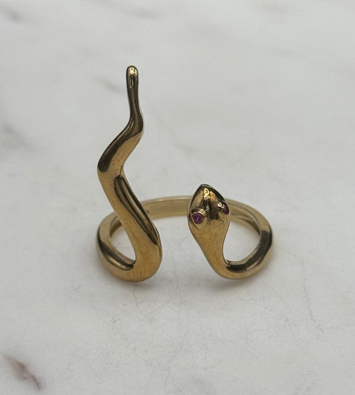 10K GOLD VINTAGE SNAKE RING