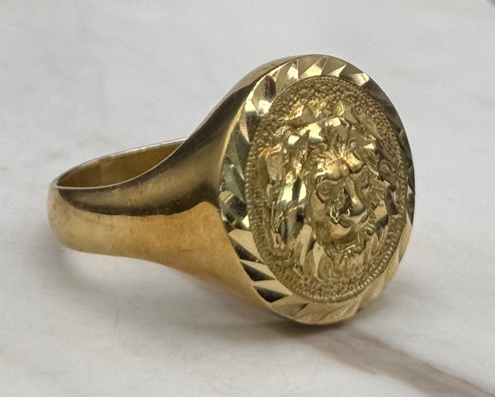 10K GOLD LION HEAD DIA CUT RING