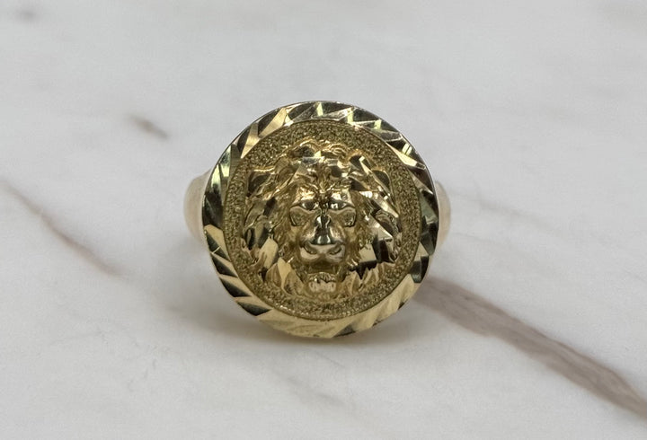 10K GOLD LION HEAD DIA CUT RING