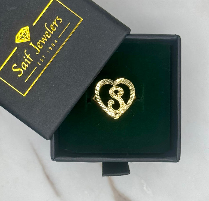 10K GOLD DIA CUT HEART SHAPE S INITIAL RING