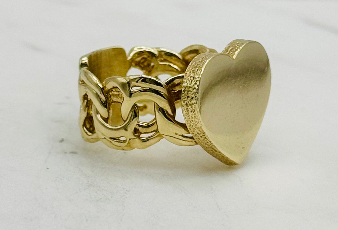 10K GOLD HEART WITH CHINO LINK RING