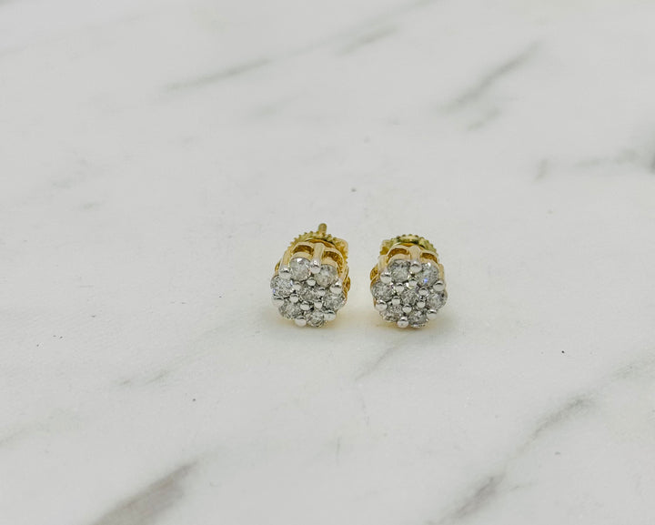 10K GOLD DIAMOND FLOWER STUDS