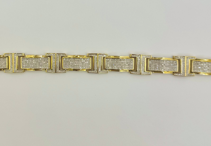 10K GOLD WITH DIAMONDS STUDDED LINK BRACELET