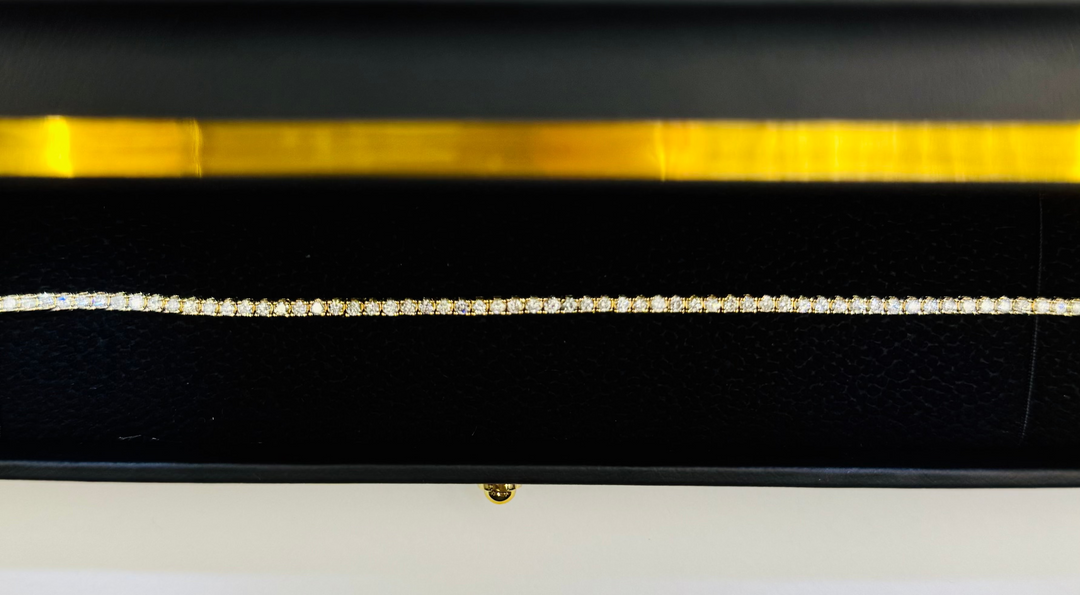 14K GOLD WITH DIAMONDS TENNIS BRACELET