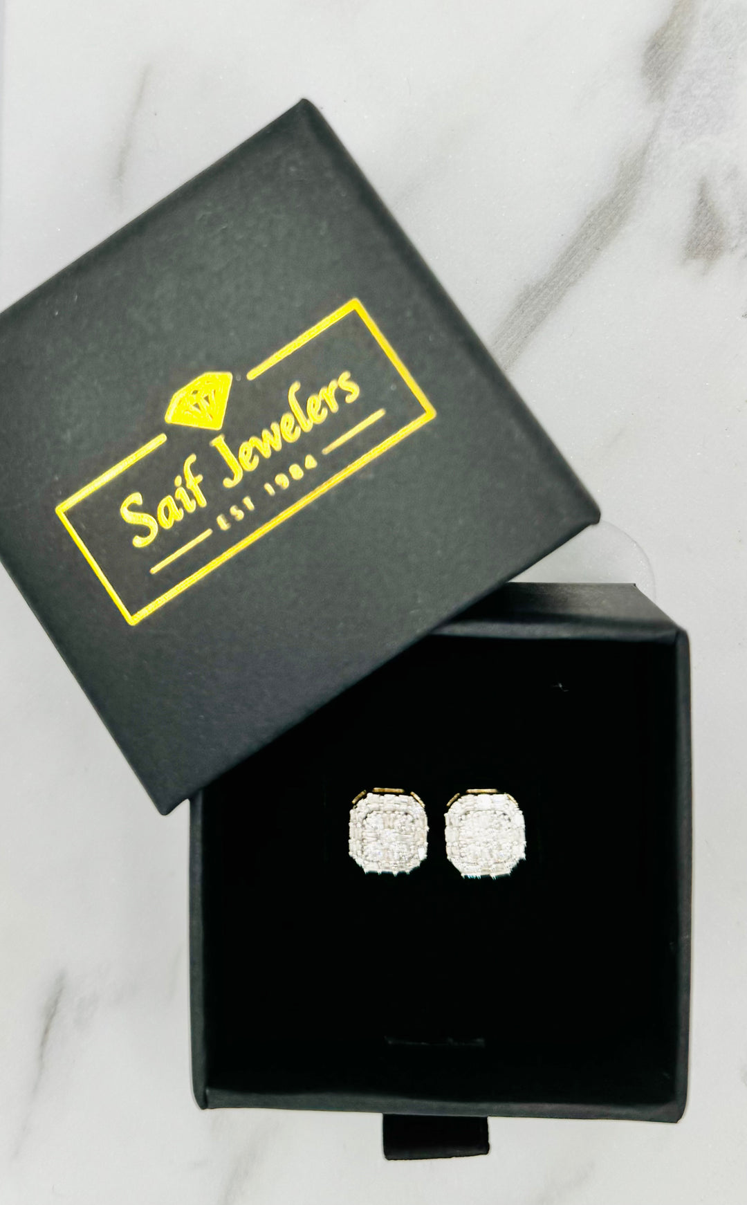 10K GOLD ROUND DIAMOND STUDS