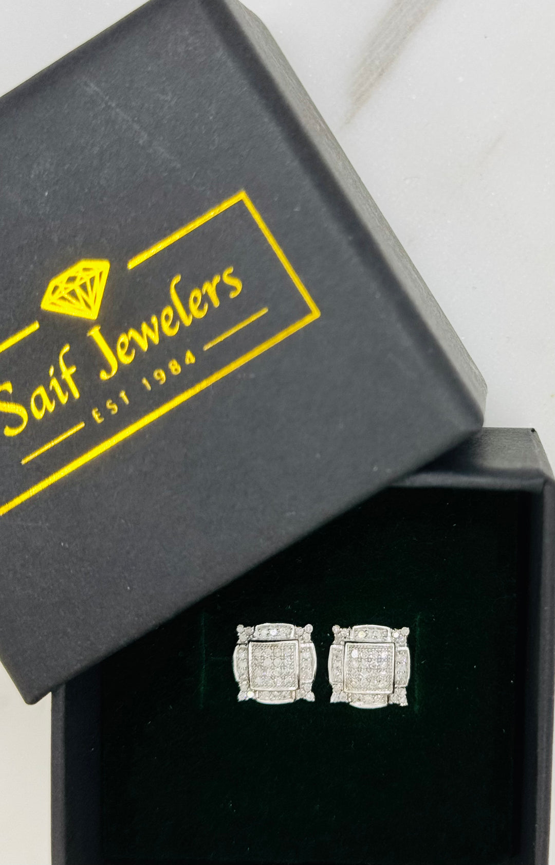 10K GOLD DIAMOND ROUND STUDS